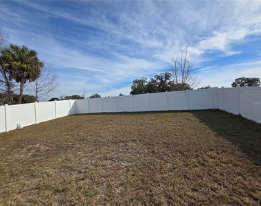 887 Nw 250th Drive - Photo Thumbnail 39