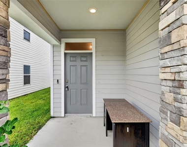 5147 Sw 47th Lane - Photo Thumbnail 3