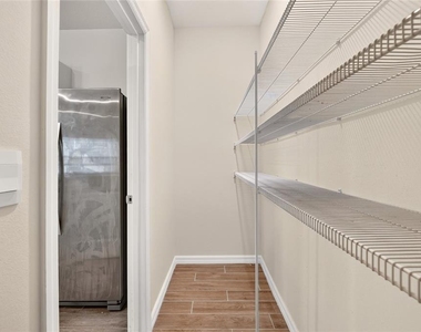 5147 Sw 47th Lane - Photo Thumbnail 16