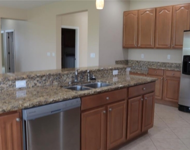 2552 Hobblebrush Drive - Photo Thumbnail 8