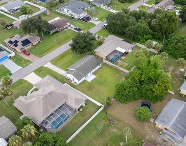 20424 Calder Avenue - Photo Thumbnail 27