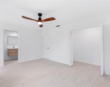 20424 Calder Avenue - Photo Thumbnail 14