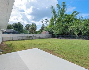 20424 Calder Avenue - Photo Thumbnail 24