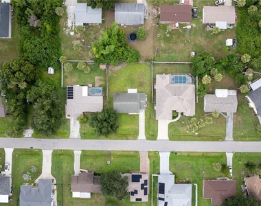 20424 Calder Avenue - Photo Thumbnail 31