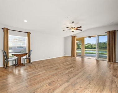 5902 106th Terrace E - Photo Thumbnail 14
