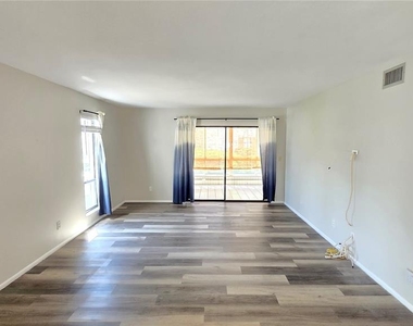 5400 34th Street W - Photo Thumbnail 2