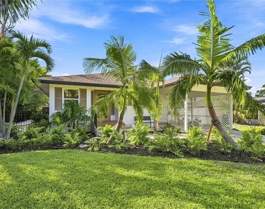 700 Longboat Court - Photo Thumbnail 1