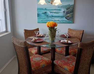 2083 Canal Drive - Photo Thumbnail 4
