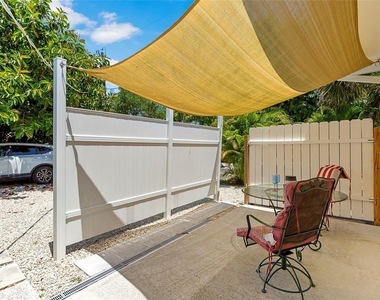 229 Shore Road - Photo Thumbnail 12