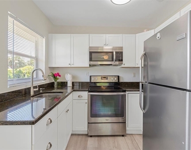 229 Shore Road - Photo Thumbnail 6