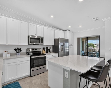 5685 Palmer Circle - Photo Thumbnail 14