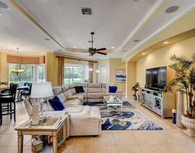 12207 Lavender Loop - Photo Thumbnail 4