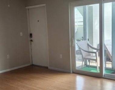 2304 Ringling Boulevard - Photo Thumbnail 12