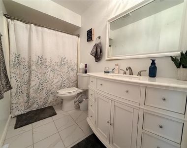 3602 54th Street W - Photo Thumbnail 4