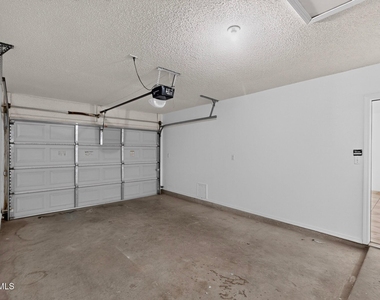 3320 Catherine Ann Drive - Photo Thumbnail 30