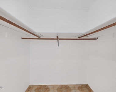 3320 Catherine Ann Drive - Photo Thumbnail 28