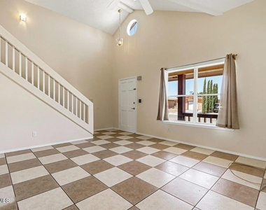 3432 Chickasaw Drive - Photo Thumbnail 2