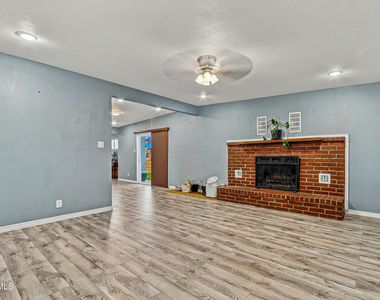 5201 Prince Edward Avenue - Photo Thumbnail 14