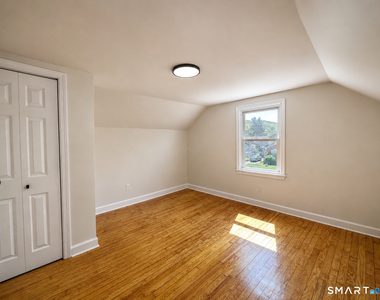 24 Bushnell Avenue - Photo Thumbnail 20