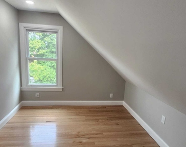 413 Winthrop Avenue - Photo Thumbnail 1