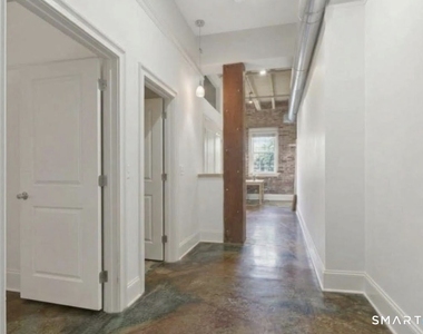 43 Chestnut Street - Photo Thumbnail 7