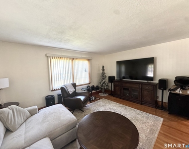 56 Highwood Avenue - Photo Thumbnail 7