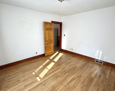 56 Highwood Avenue - Photo Thumbnail 14