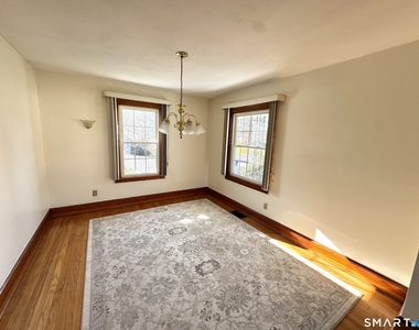 56 Highwood Avenue - Photo Thumbnail 5