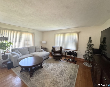 56 Highwood Avenue - Photo Thumbnail 6