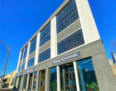 32 Main Street - Photo Thumbnail 5