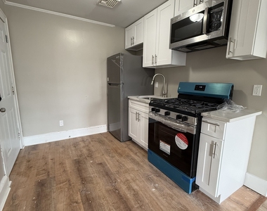 168 Main Street - Photo Thumbnail 1