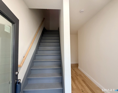 2937 Fairfield Avenue - Photo Thumbnail 3