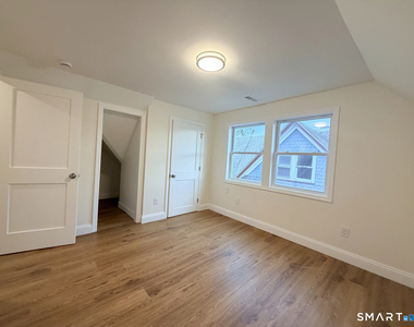 2937 Fairfield Avenue - Photo Thumbnail 10