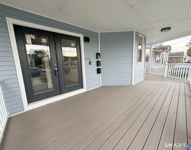 2937 Fairfield Avenue - Photo Thumbnail 2