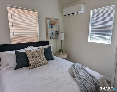 1187 Broad Street - Photo Thumbnail 5