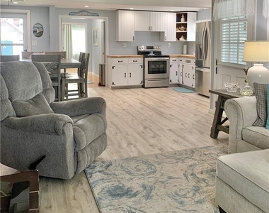 54 Hartford Avenue - Photo Thumbnail 3