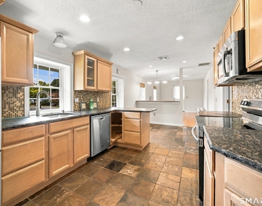 146 Main Street - Photo Thumbnail 5