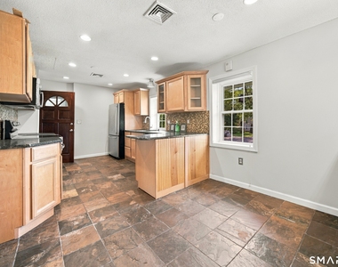 146 Main Street - Photo Thumbnail 16