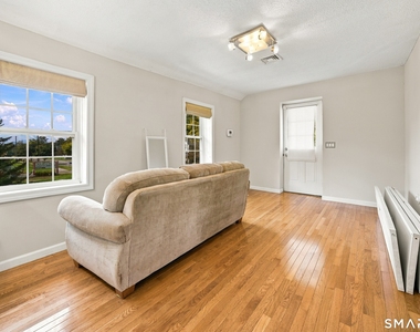 146 Main Street - Photo Thumbnail 15