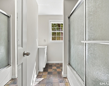 146 Main Street - Photo Thumbnail 21