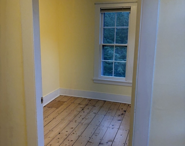 33 Main Street - Photo Thumbnail 11