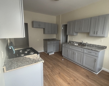 1804 Barnum Avenue - Photo Thumbnail 5