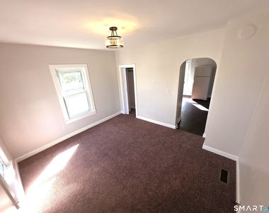 112 Lafayette Street - Photo Thumbnail 6
