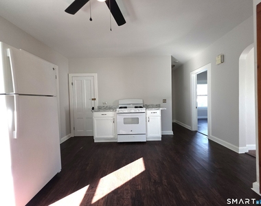 112 Lafayette Street - Photo Thumbnail 3