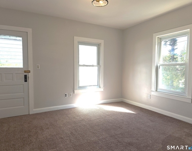 112 Lafayette Street - Photo Thumbnail 5