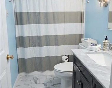 40 Foxon Hill Road - Photo Thumbnail 7