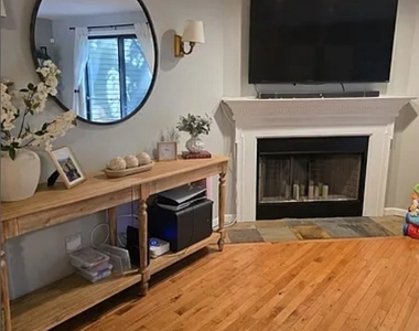 40 Foxon Hill Road - Photo Thumbnail 5