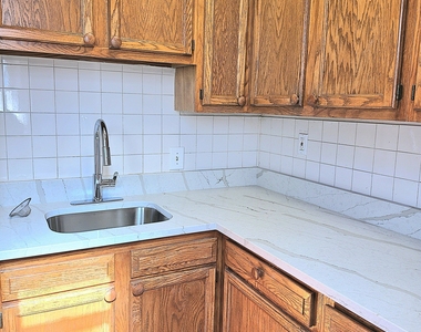 181 Monmouth Avenue - Photo Thumbnail 4
