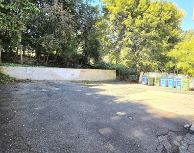 181 Monmouth Avenue - Photo Thumbnail 12