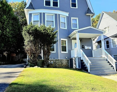 181 Monmouth Avenue - Photo Thumbnail 11